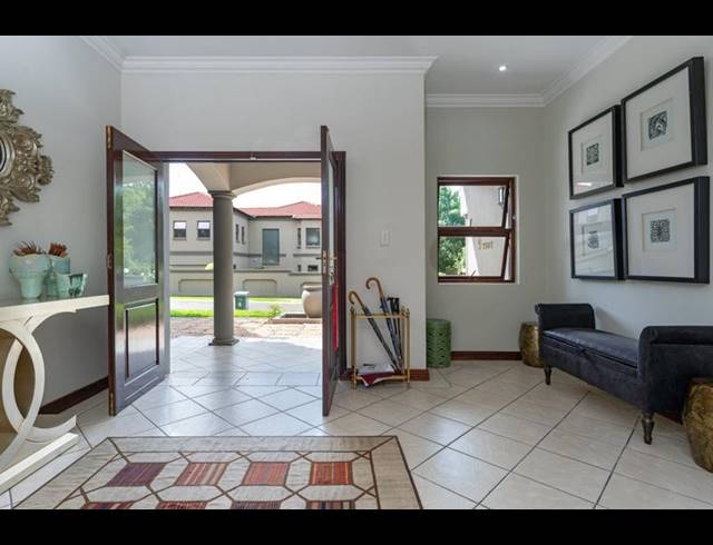 5 BEDROOM PROPERTY TO RENT IN BROADACRES